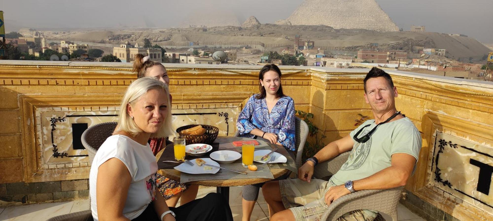 Kafret el-Gabal Pyramids Kingdom - Guest House المظهر الخارجي الصورة